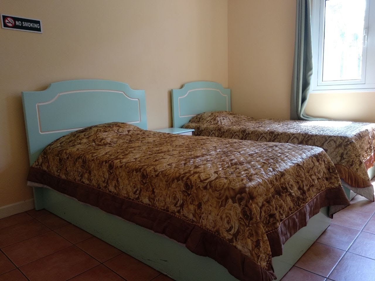 Chambre à deux lits simples, Résidence Mayom, Flic en Flac